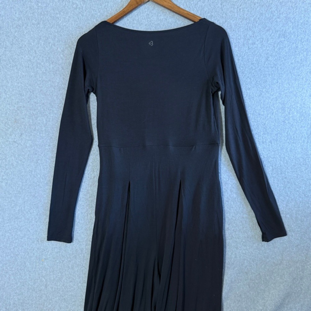 Blogilates Cascade V-Neck Jumpsuit Black Wide Leg Long Sleeve Pockets New L - Picture 8 of 11